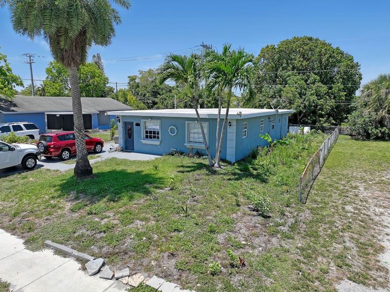 2649 NW 6th Ct, Pompano Beach, FL for sale Primary Photo- Image 1 of 2