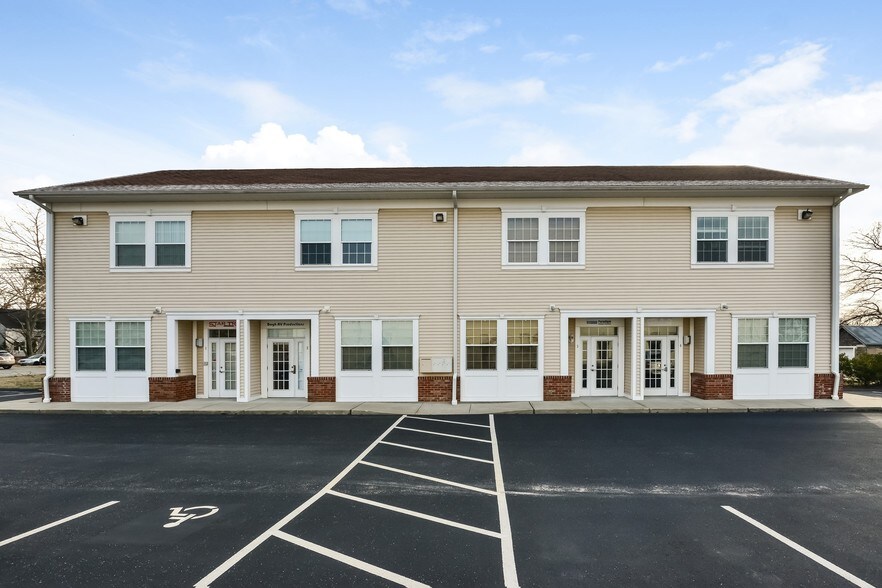 36 Vermont Ave, Warwick, RI for sale - Building Photo - Image 1 of 1