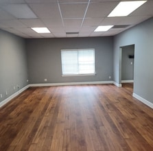 6320 St Augustine Rd, Jacksonville, FL for lease Interior Photo- Image 1 of 5