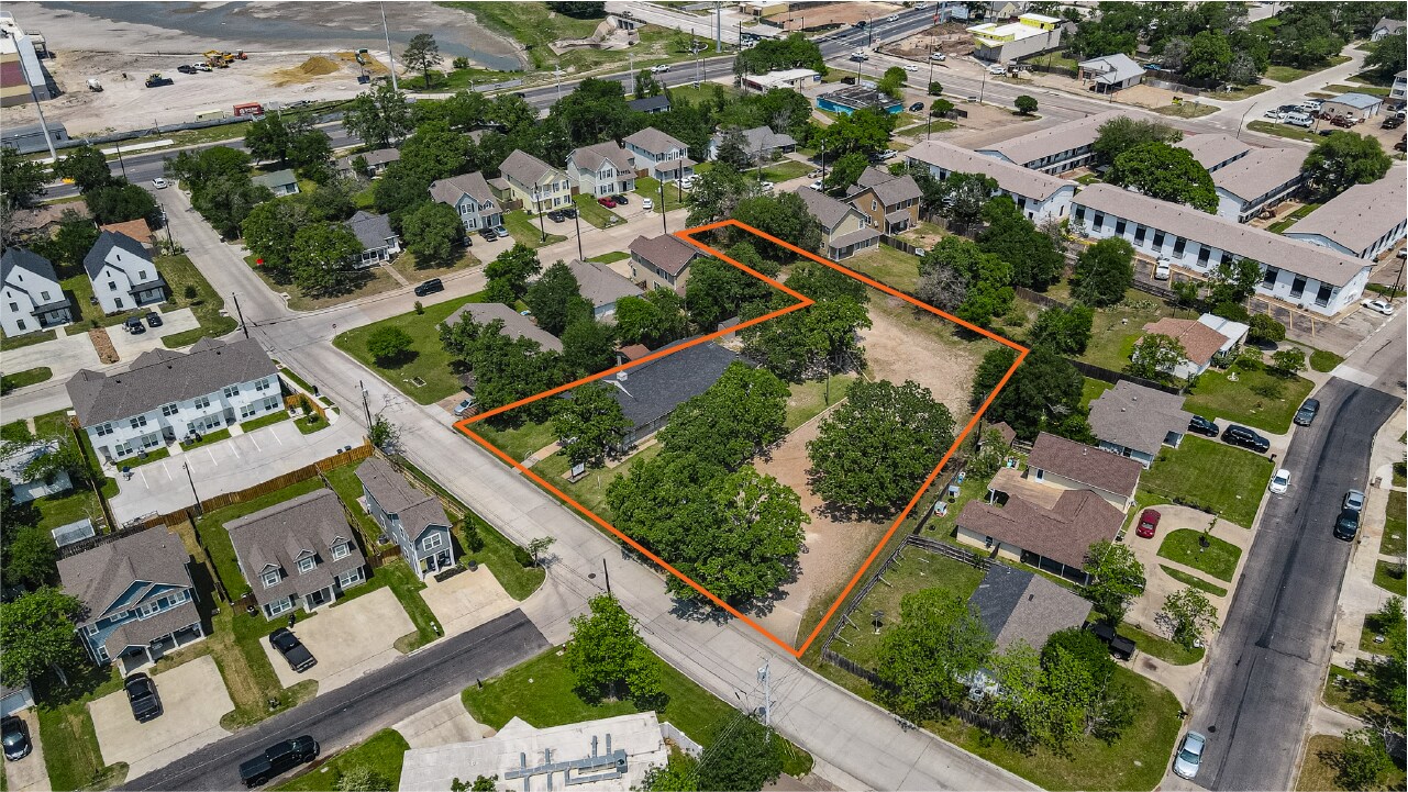 3205 Lakeview St, Bryan, TX for sale Primary Photo- Image 1 of 1