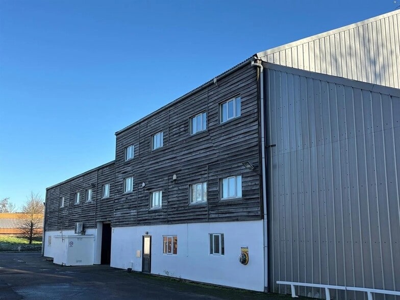 3 Mill Ln, Lopen for lease - Primary Photo - Image 1 of 3