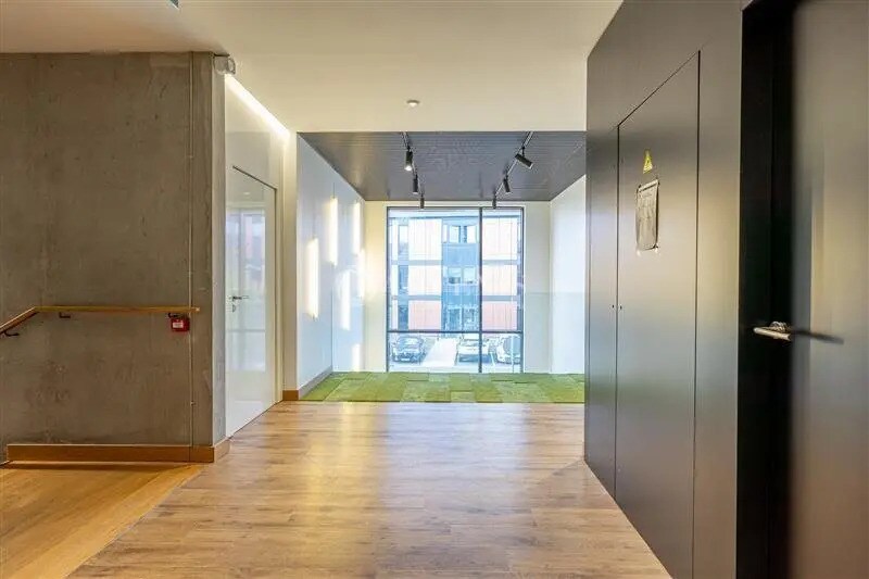 Office in Lesquin for lease - Interior Photo - Image 3 of 5