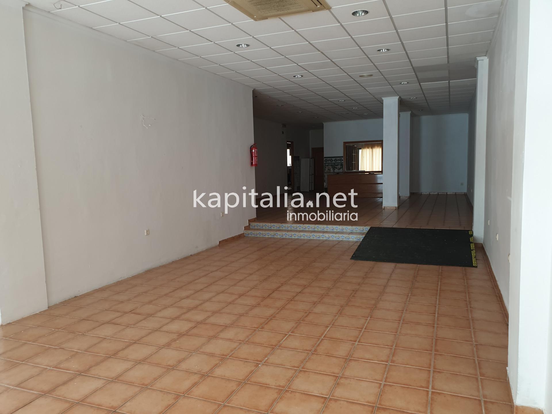 Retail in Ontinyent, Valencia for sale Building Photo- Image 1 of 15
