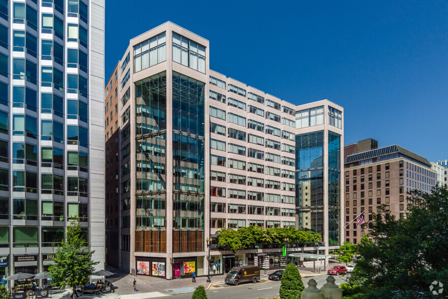 1050 Connecticut Ave NW, Washington, DC for lease - Building Photo - Image 3 of 4