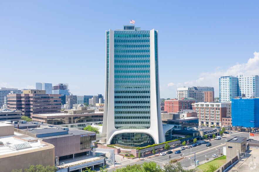 1 Landmark Sq, Stamford, CT 06901 Retail for Lease