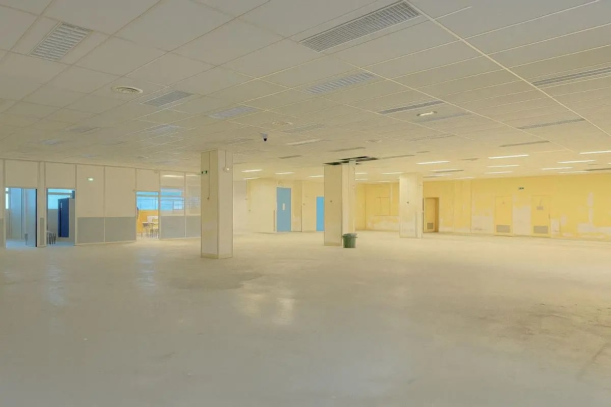 Industrial in Malakoff for lease Interior Photo- Image 1 of 7