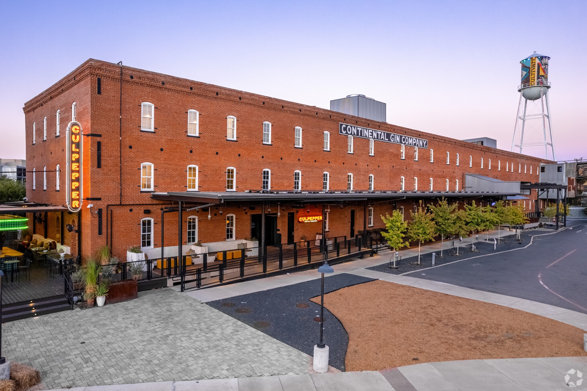 3309 Elm St, Dallas, TX for lease Primary Photo- Image 1 of 39