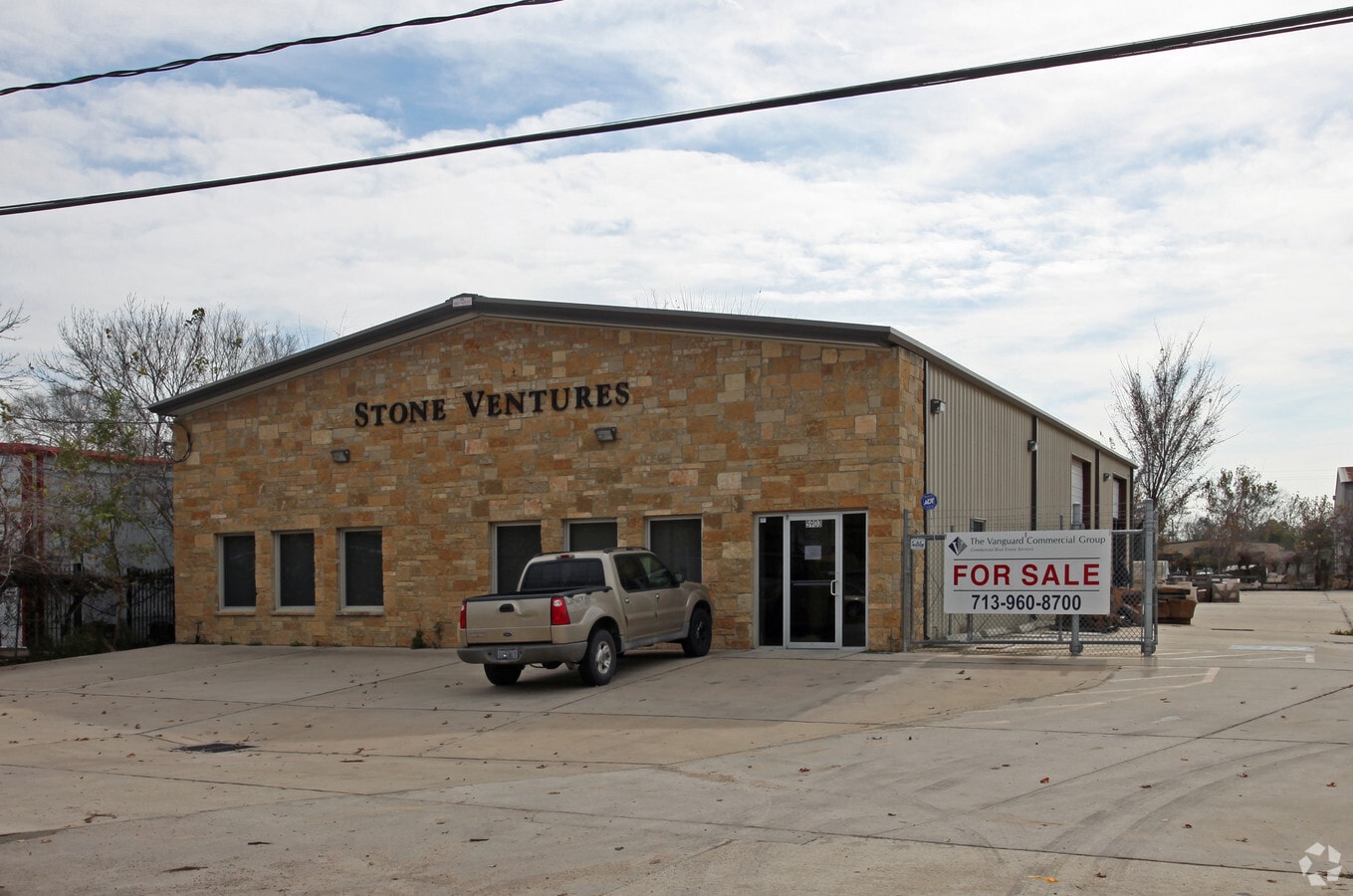 5903 Gardendale Dr, Houston, TX 77092