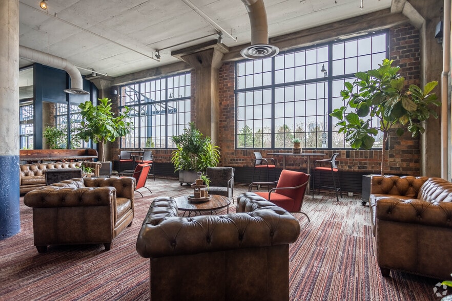 580 N 4th St, Columbus, OH for lease - Building Photo - Image 2 of 12