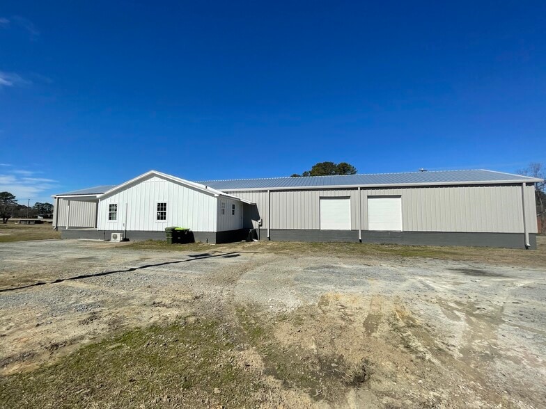 3310 Fields St, Farmville, NC for lease - Building Photo - Image 2 of 18