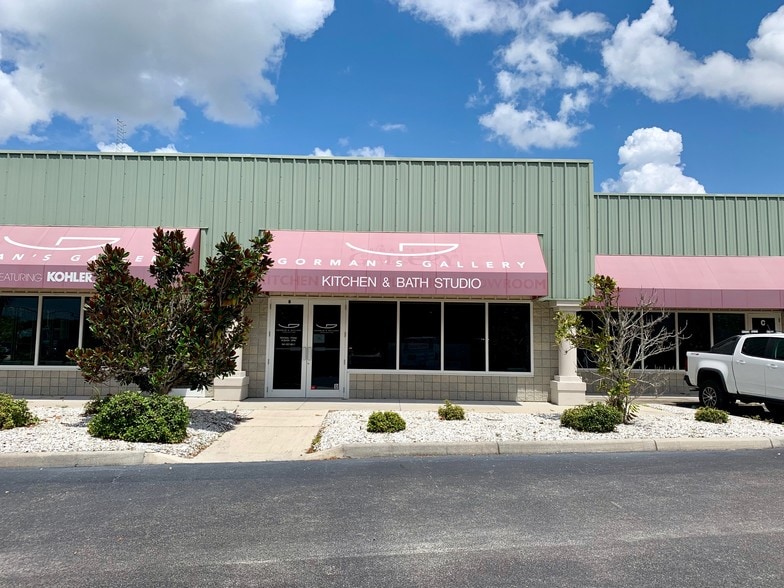 5355 McIntosh Rd, Sarasota, FL for sale - Primary Photo - Image 1 of 1