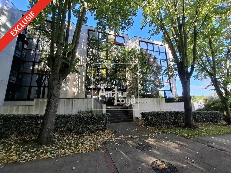 Office in Lognes for lease - Building Photo - Image 1 of 4