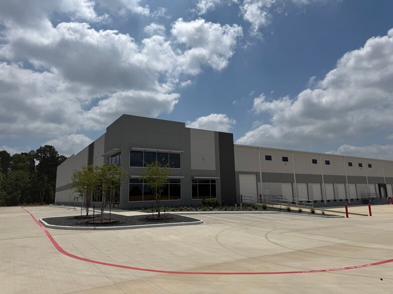 17716 Waller-Tomball rd, Tomball, TX for lease - Building Photo - Image 3 of 5