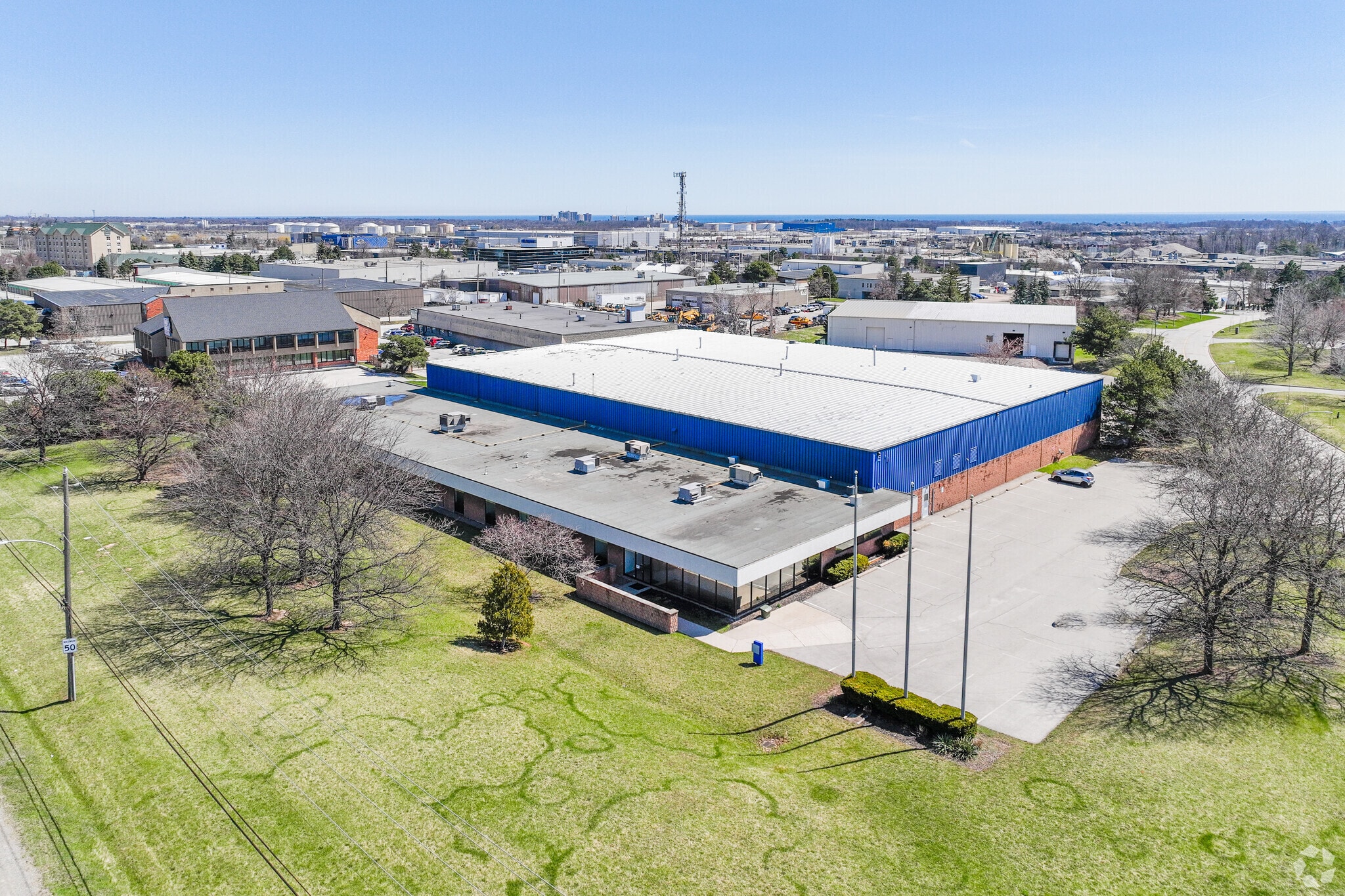 5330 S Service Rd, Burlington, ON for lease Building Photo- Image 1 of 3