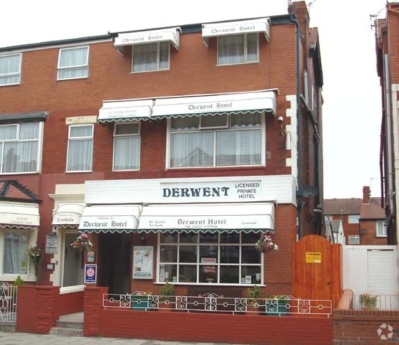 42 Palatine Rd, Blackpool for sale - Primary Photo - Image 1 of 1