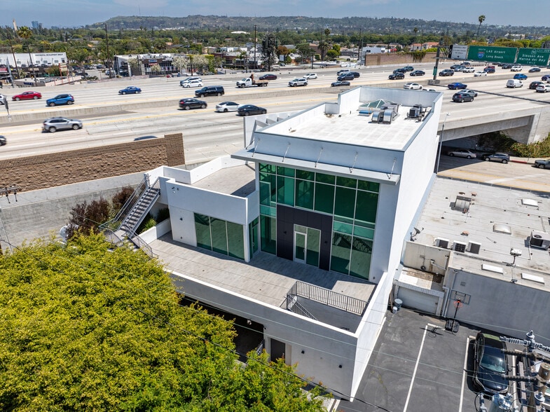 11259 Washington Blvd, Culver City, CA for sale - Building Photo - Image 3 of 35