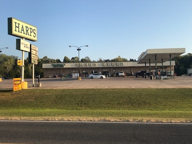 1010 E Poplar St, Fort Gibson, OK for sale Building Photo- Image 1 of 1