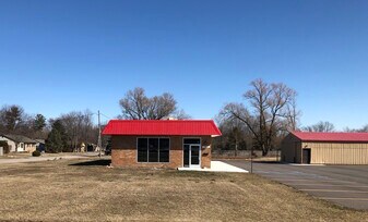 3911 S Rochester Rd, Rochester Hills MI - Storefront Property