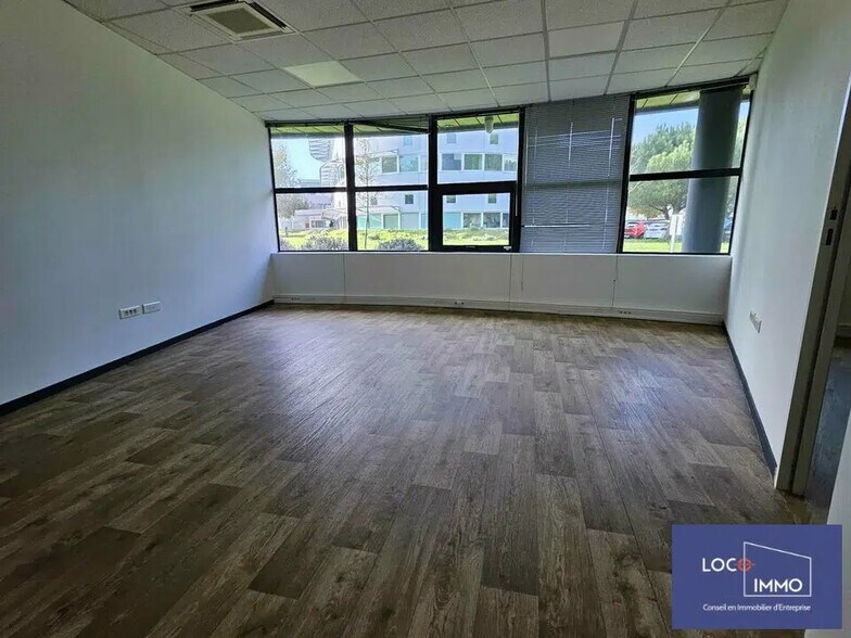 Office in Mérignac for lease - Interior Photo - Image 3 of 7