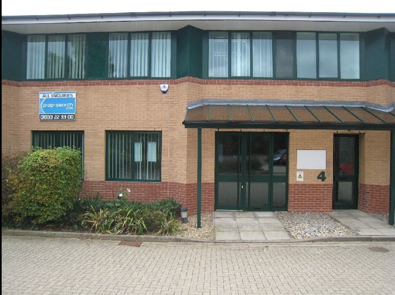 2 Booth Dr, Wellingborough for sale - Primary Photo - Image 1 of 1