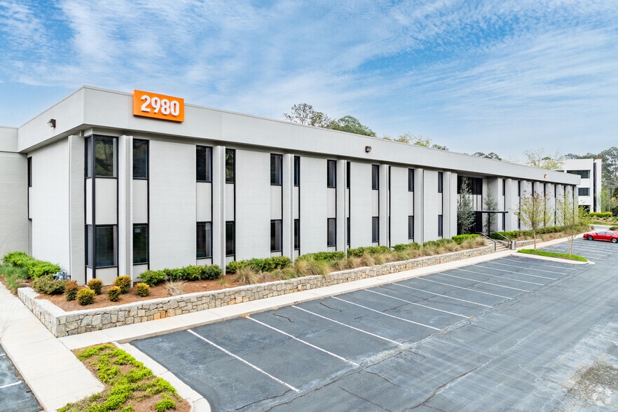 2980 Brandywine Rd, Atlanta, GA for sale - Primary Photo - Image 1 of 8