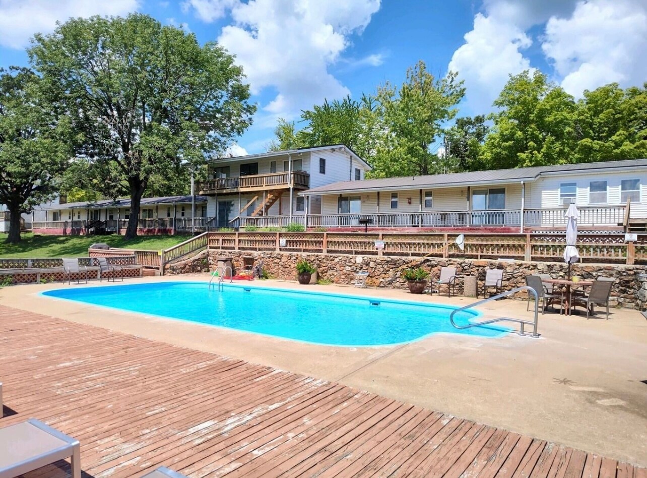 Lake Road 25415, Wheatland, MO 65779 Willow Winds Resort