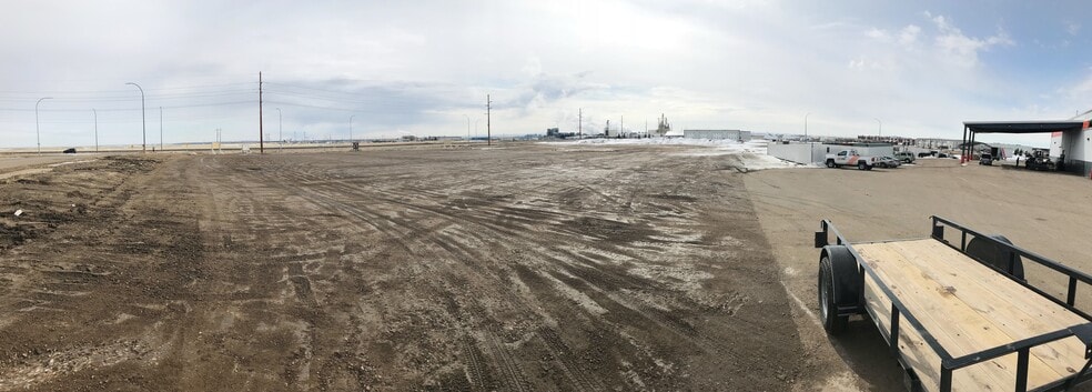 2816 Box Springs Link NW, Medicine Hat, AB for sale - Building Photo - Image 1 of 4