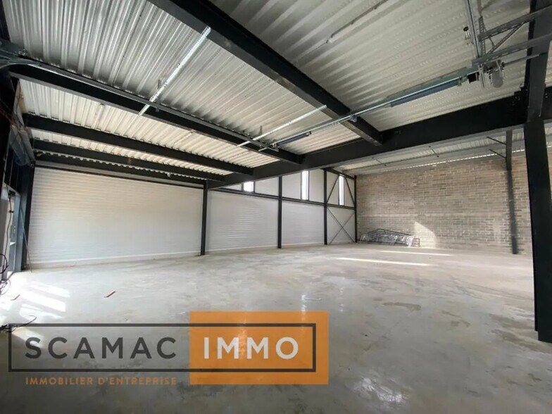 Industrial in Bondoufle for lease - Interior Photo - Image 3 of 5