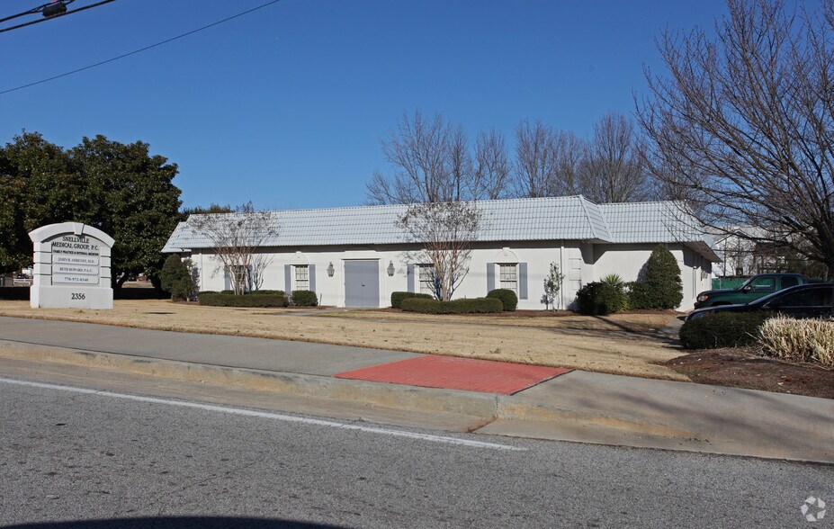 2356 Lenora Church Rd, Snellville, GA for sale - Primary Photo - Image 1 of 1