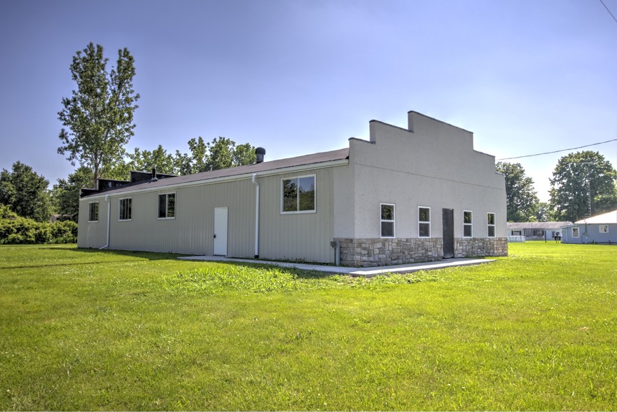 1940 E State Rd, Port Clinton, OH for sale - Building Photo - Image 1 of 1