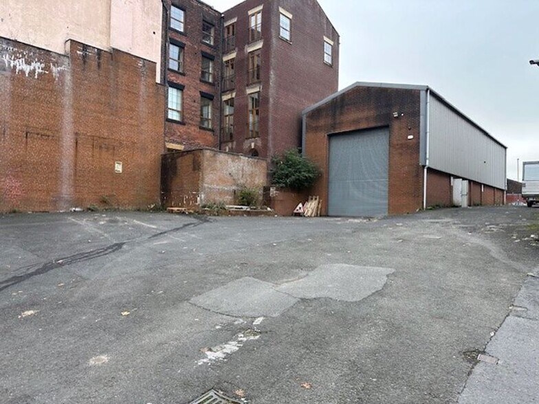 81 George St, Rochdale for sale - Building Photo - Image 1 of 1