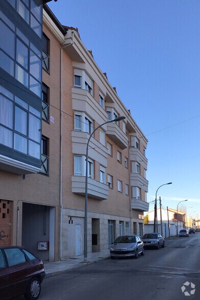 Calle de los Novios, 23, Tarancón, Cuenca for lease - Building Photo - Image 2 of 2