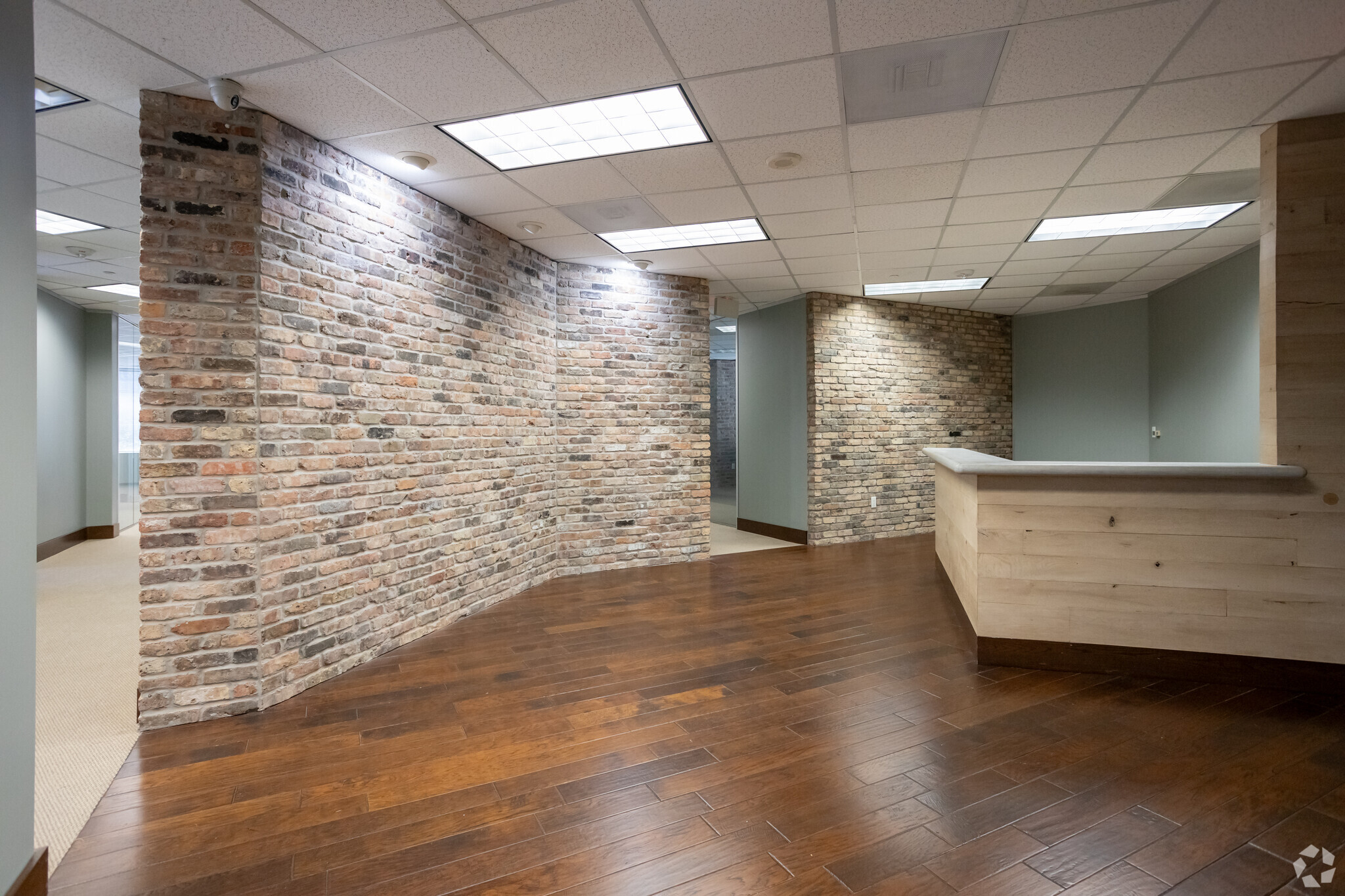675 Bering Dr, Houston, TX for lease Interior Photo- Image 1 of 4