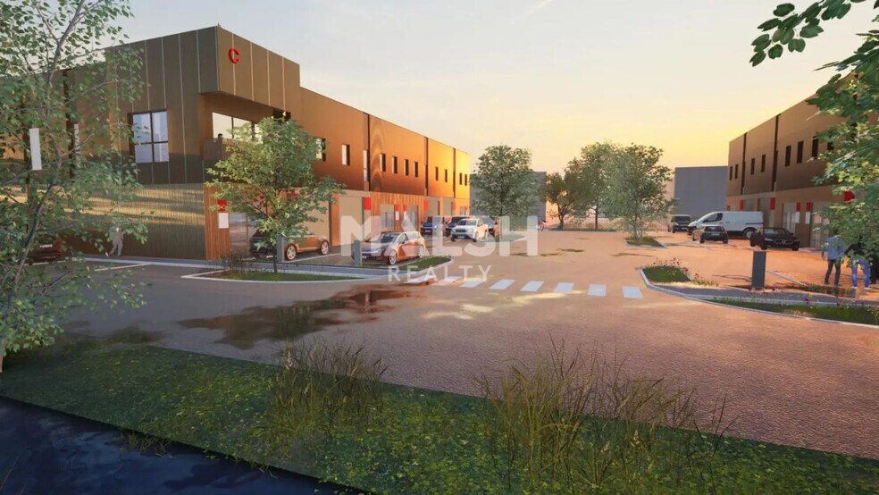 Flex in Vaulx-en-Velin for sale - Building Photo - Image 2 of 9