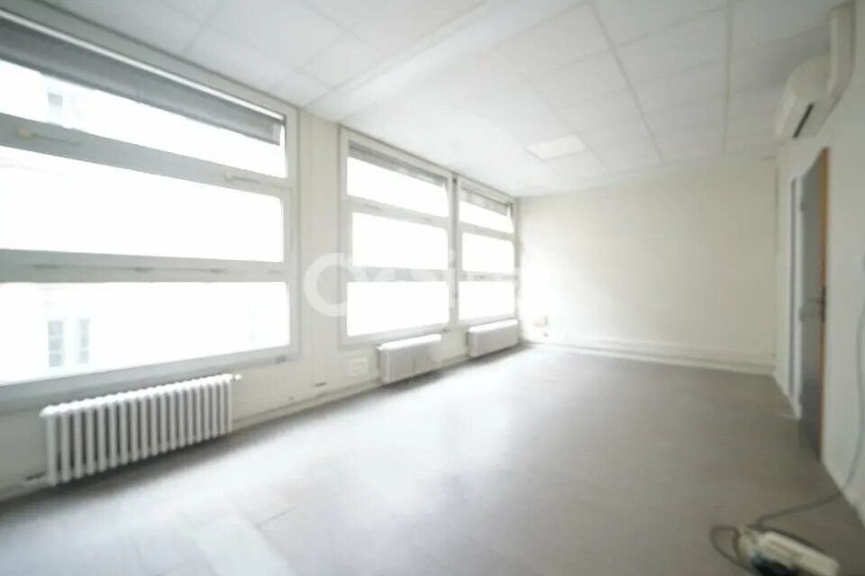 Office in Lyon for lease Building Photo- Image 1 of 18
