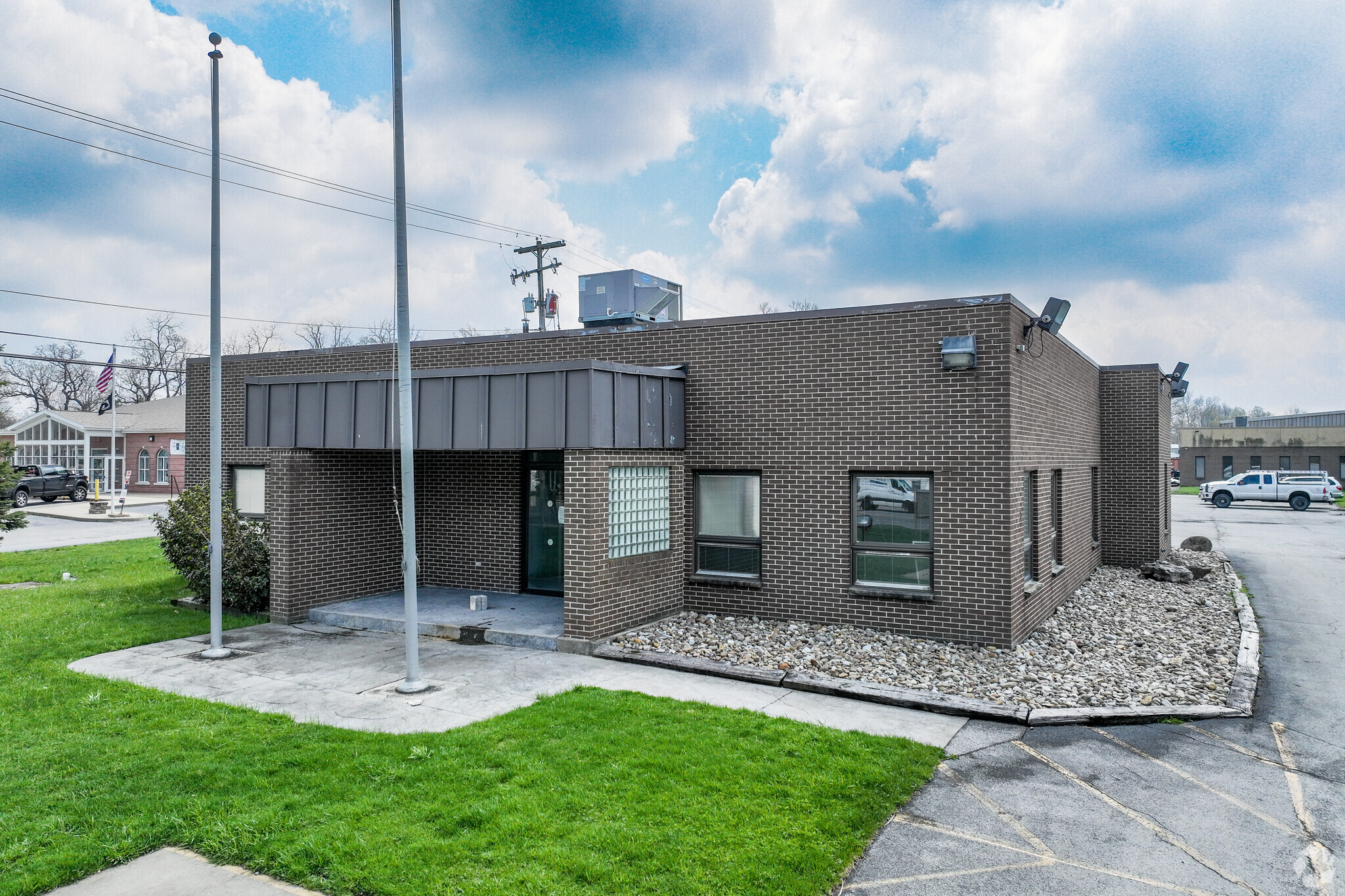 9825 Main St, Clarence, NY for lease Building Photo- Image 1 of 14