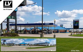 More details for 1212 N 47th St, Grand Forks, ND - Retail for Sale