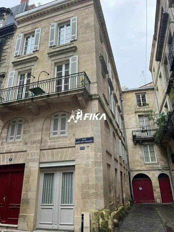 Flex in Bordeaux for sale Building Photo- Image 1 of 10