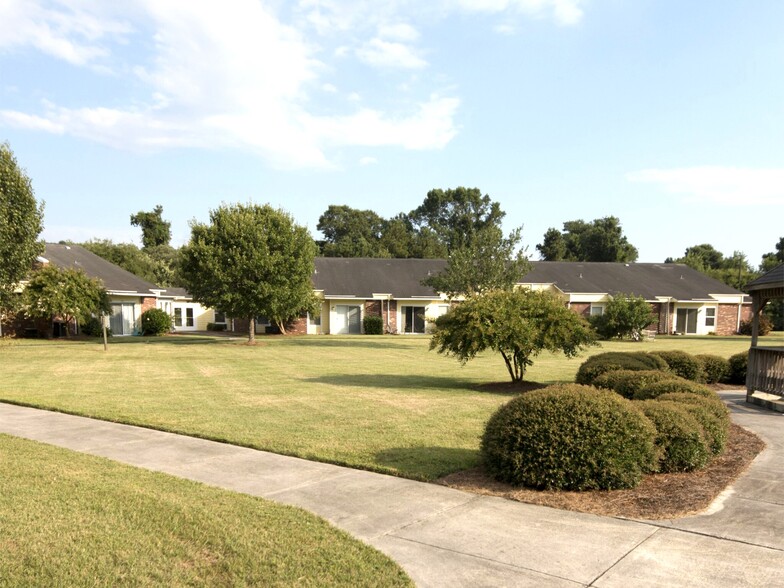 5339 Dosher, Southport, NC for sale - Building Photo - Image 1 of 1