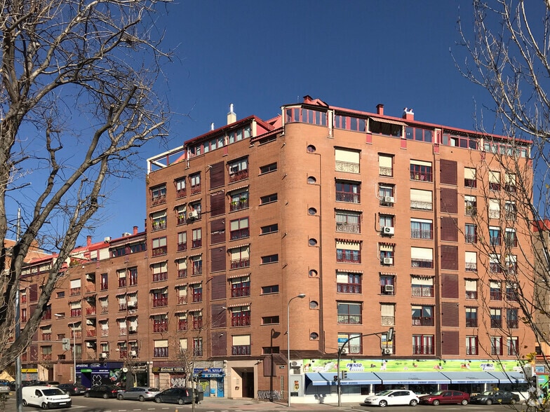 Calle de Arganda, 39, Madrid, Madrid for lease - Primary Photo - Image 1 of 3