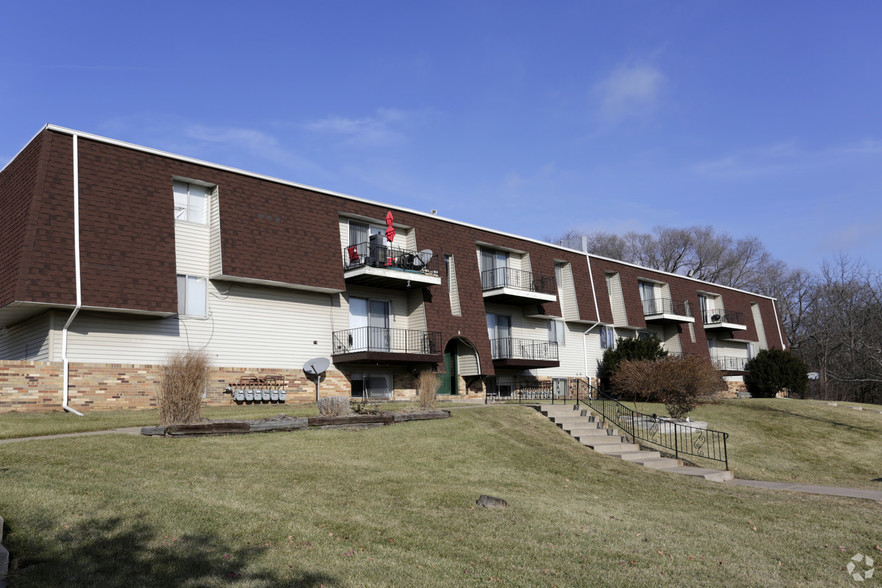 6516 University St N, Peoria, IL for sale - Building Photo - Image 1 of 1