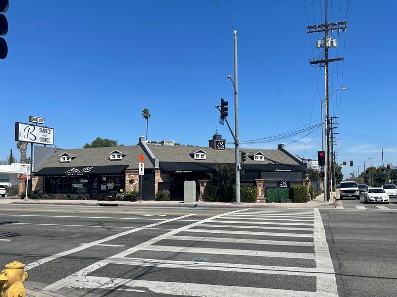 6000 Woodman Ave, Van Nuys, CA 91401 - Retail for Sale | LoopNet