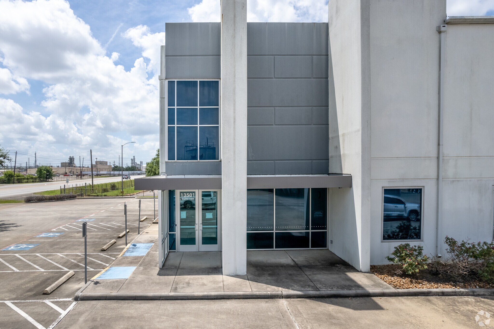 11810 W Fairmont Pky, La Porte, TX 77571 Fairmont Parkway