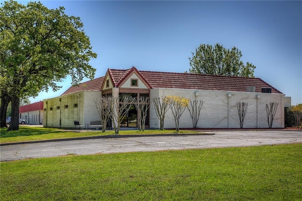 111 Taylor Plaza Dr, Greenville, TX for sale Building Photo- Image 1 of 1