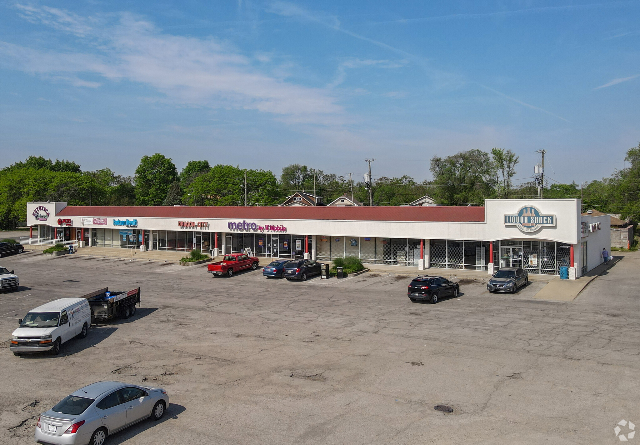 3709-3737 E Washington St, Indianapolis, IN for lease Primary Photo- Image 1 of 4