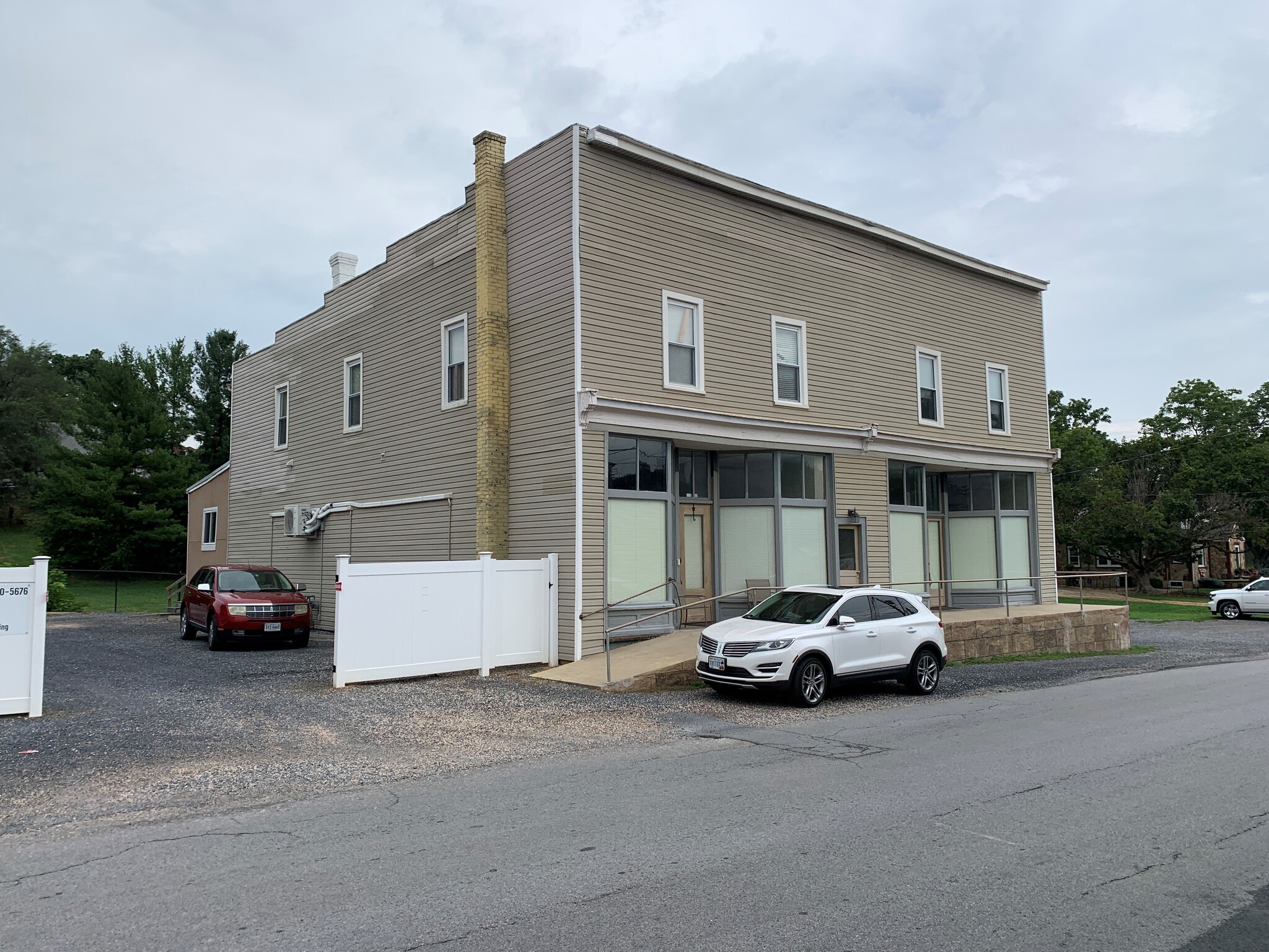 22 Wayne Ave, Stuarts Draft, VA for sale Primary Photo- Image 1 of 13