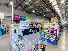 313 Middleborough Rd, Box Hill South for lease Interior Photo- Image 2 of 3