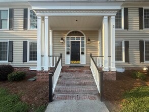 5 Calendar Ct, Columbia, SC for lease Interior Photo- Image 2 of 14