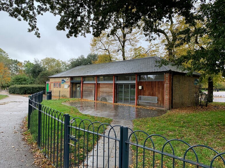 V&A Building, London for lease - Primary Photo - Image 1 of 8