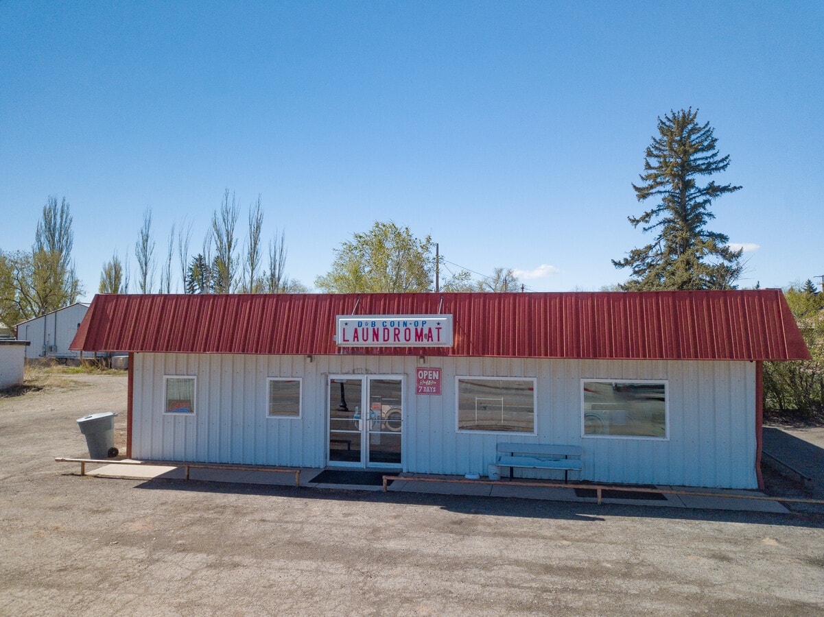 232 Center St, Monticello, UT 84535 D&B CoinUp Laundromat